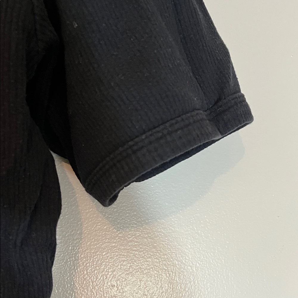 Arizona Jean Company Classic Black Short Sleeve Tee - Picture 4 of 5